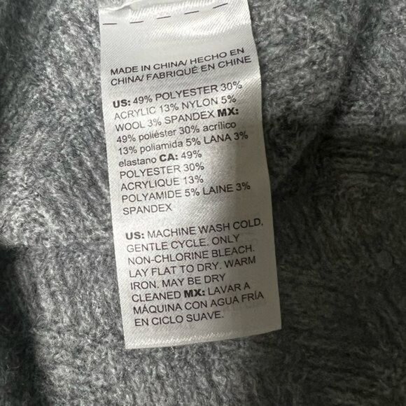 Chico’s Herringbone Heather Gray Textured Tunic Sweater with Deep V-Neck Medium - Picture 7 of 12